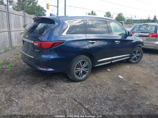 5N1DL0MM2HC528022 Infiniti 2017