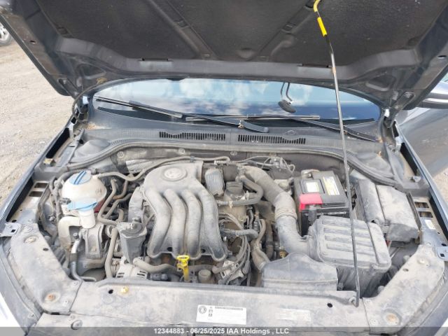 3VW2K7AJ7FM409005 Volkswagen 2015
