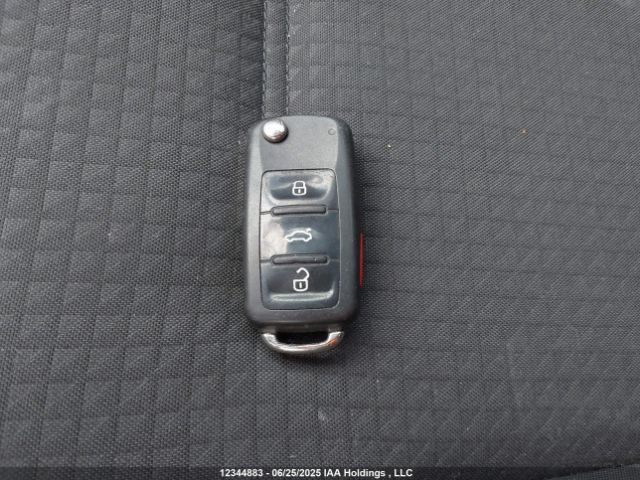 3VW2K7AJ7FM409005 Volkswagen 2015