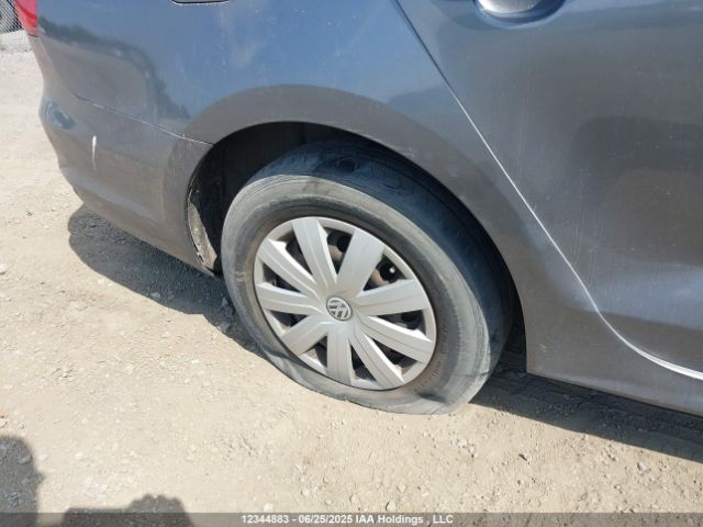 3VW2K7AJ7FM409005 Volkswagen 2015