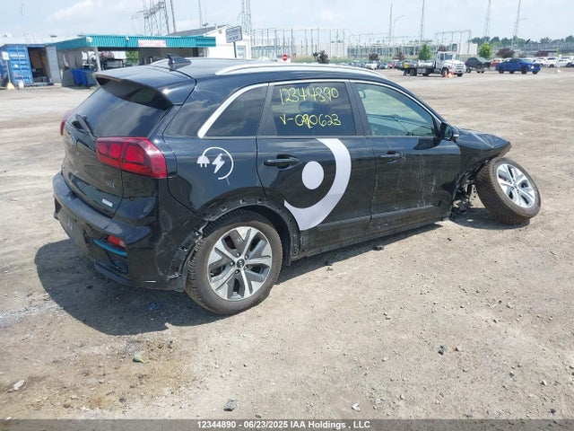 KNDCC3LG1M5090623 KIA Niro