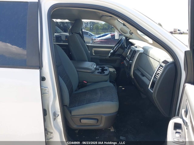 1C6RR7LM8GS121773 RAM 2016