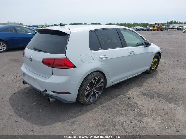 3VW447AU9JM271828 Volkswagen 2018