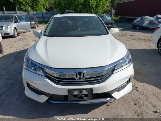 1HGCR2F88GA806301 Honda k24w1