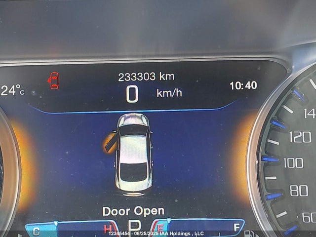 1C3CCCBG5FN703724 Chrysler 2015