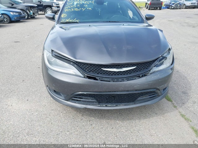 1C3CCCBG5FN703724 Chrysler 2015