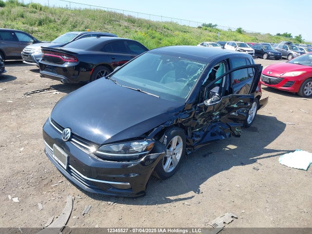 3VWB17AU8JM268726 Volkswagen 2018