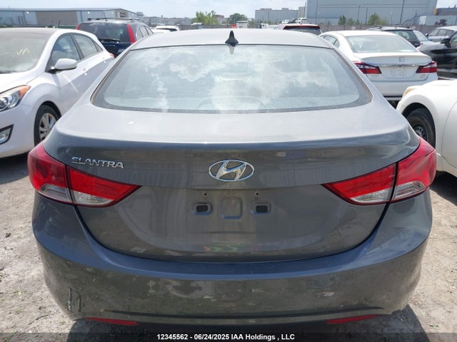 2013 Hyundai Elantra Gl მანქანა იყიდება აუქციონზე, vin: 5NPDH4AE7DH315687, აუქციონის ნომერი: 12345562
