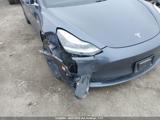 5YJ3E1EA2LF721061 Tesla MODEL 3