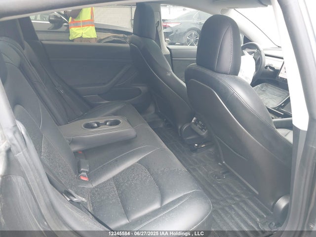 5YJ3E1EA2LF721061 Tesla MODEL 3