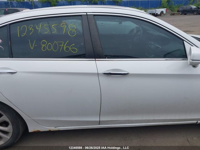 Honda 2015 2015 1HGCR2F91FA800766 Image 14