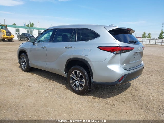 5TDGZRBH2NS213886 Toyota 2gr-fks