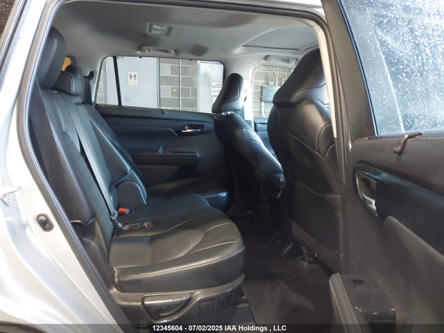 5TDGZRBH2NS213886 Toyota 2gr-fks