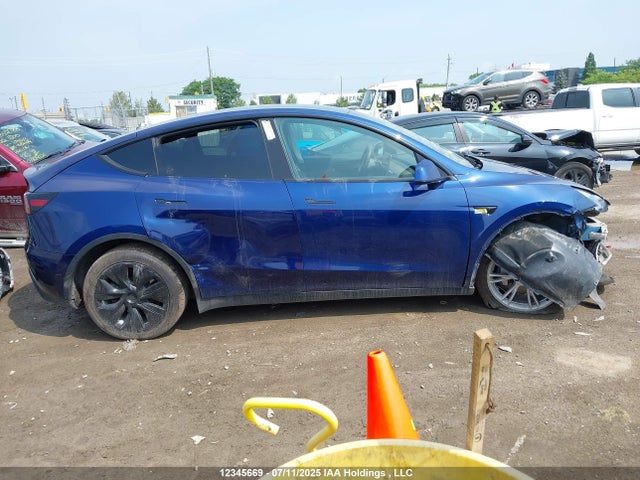 7SAYGDEE1NF459382 Tesla 2022
