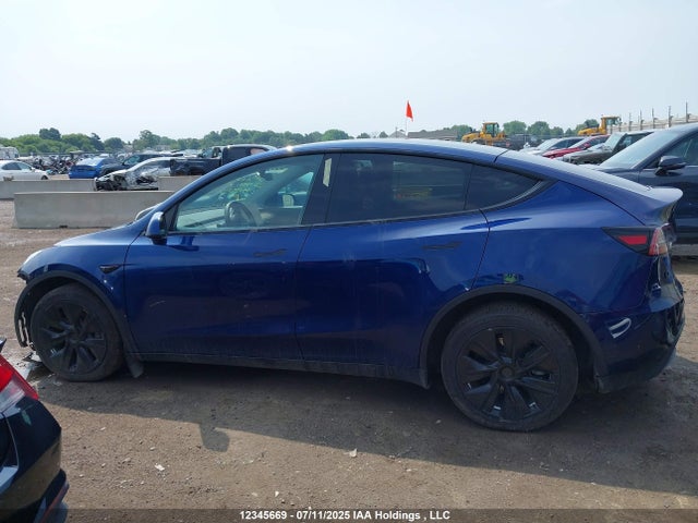 7SAYGDEE1NF459382 Tesla 2022