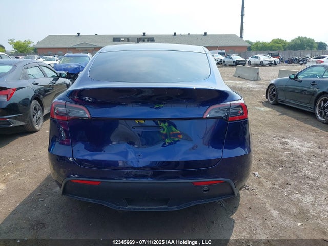 7SAYGDEE1NF459382 Tesla 2022