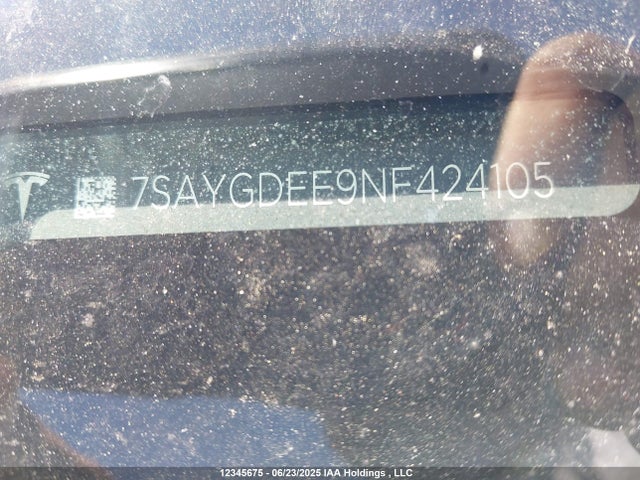 7SAYGDEE9NF424105 Tesla Model Y