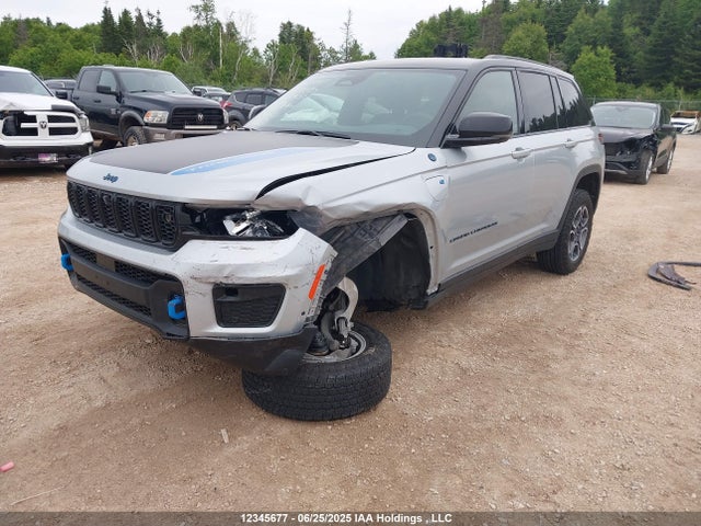 1C4RJYC60N8746377 Jeep Grand Cherokee