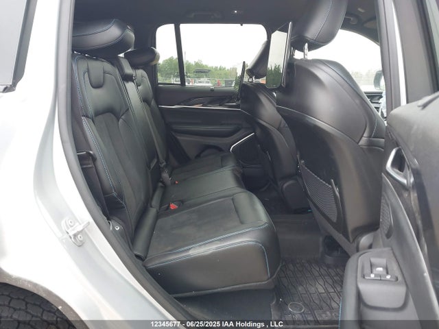 1C4RJYC60N8746377 Jeep Grand Cherokee