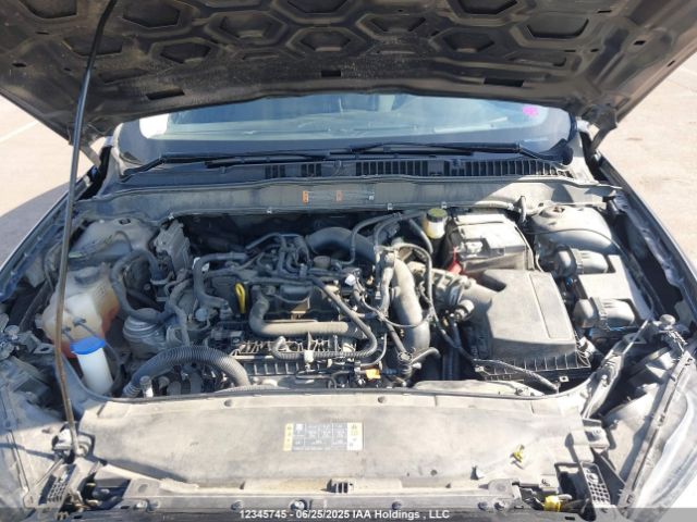 3FA6P0HD2KR122770 Ford Fusion