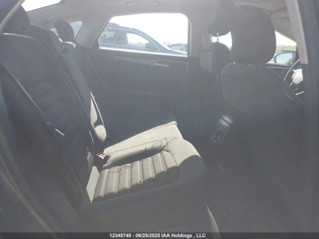 3FA6P0HD2KR122770 Ford Fusion