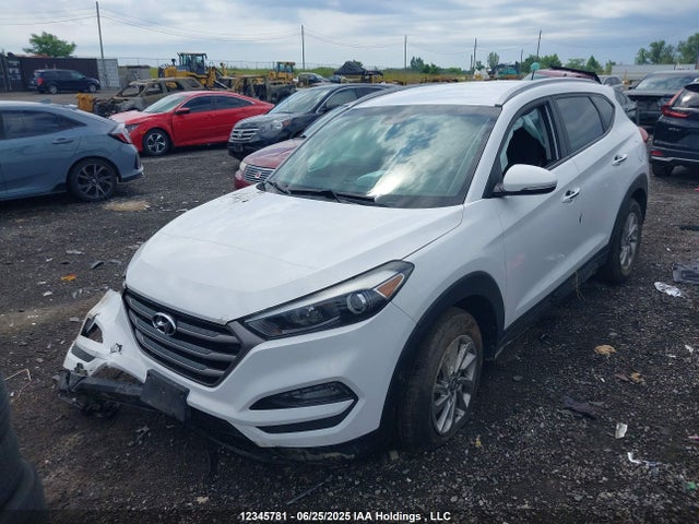 Hyundai 2016 2016 KM8J3CA44GU156071 Image 2