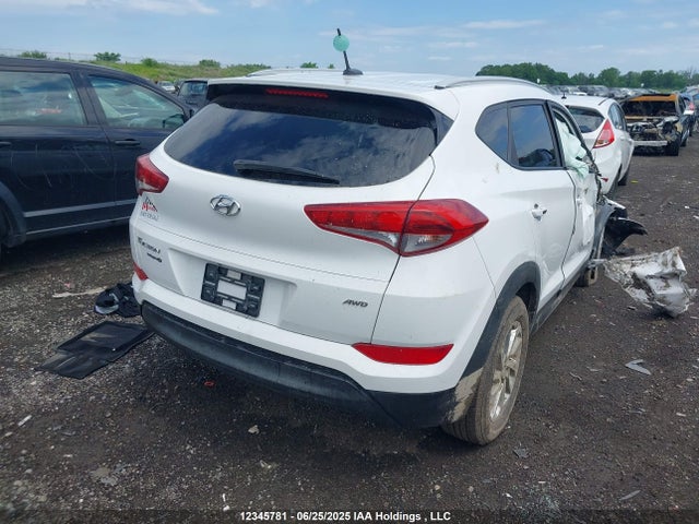 Hyundai 2016 2016 KM8J3CA44GU156071 Image 4