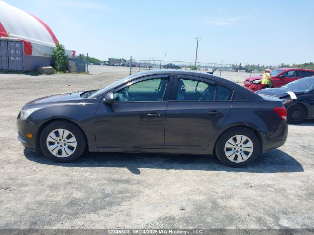 1G1PL5SH0E7128221 Chevrolet luw