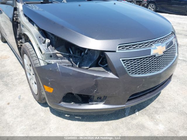 1G1PL5SH0E7128221 Chevrolet luw