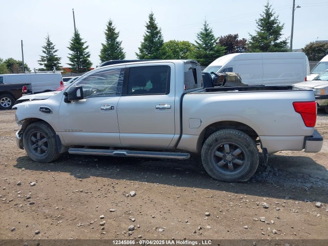 1N6AA1E58HN512810 Nissan Titan