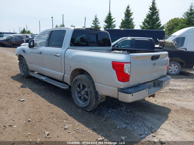 1N6AA1E58HN512810 Nissan Titan