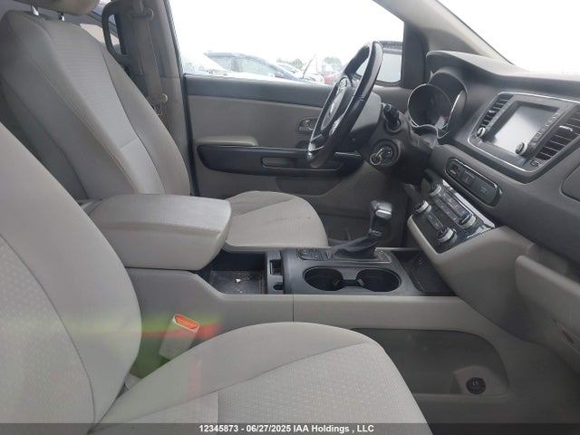 KNDMB5C15H6316502 KIA Sedona