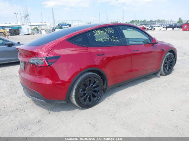 7SAYGAEE8RF029532 Tesla Model Y
