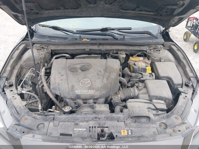 3MZBM1U79FM209346 Mazda pe