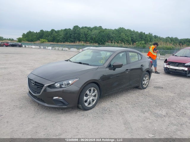 3MZBM1U79FM209346 Mazda pe