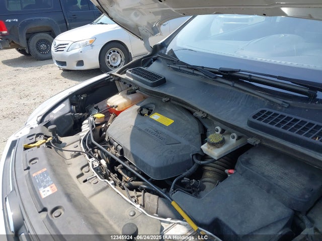 1FMCU9GXXFUB42894 Ford 2015
