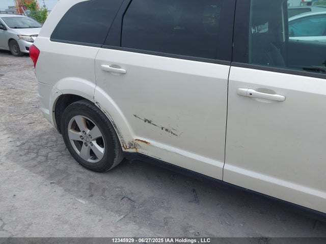 3C4PDCAB8FT678740 Dodge 2015