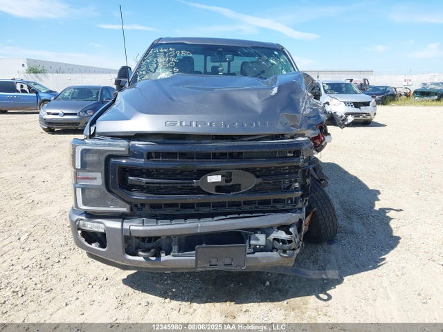 1FT8W3BT1NEF37996 Ford 2022