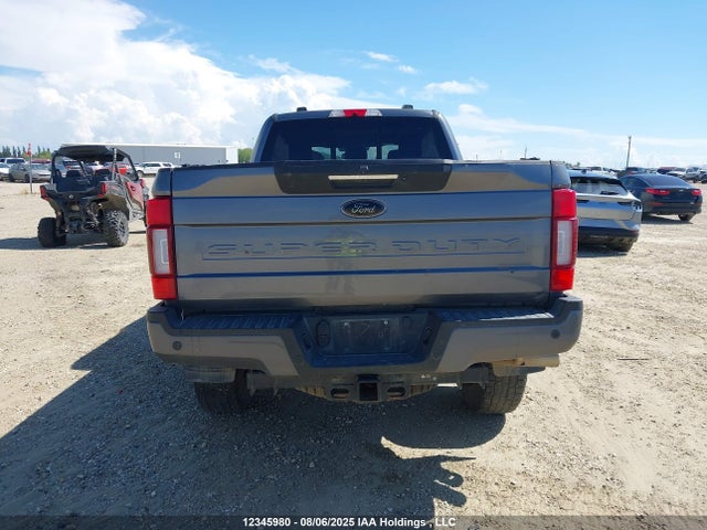 1FT8W3BT1NEF37996 Ford 2022