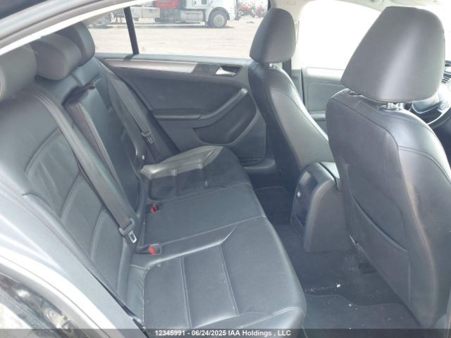 3VWL07AJ2FM307184 Volkswagen 2015