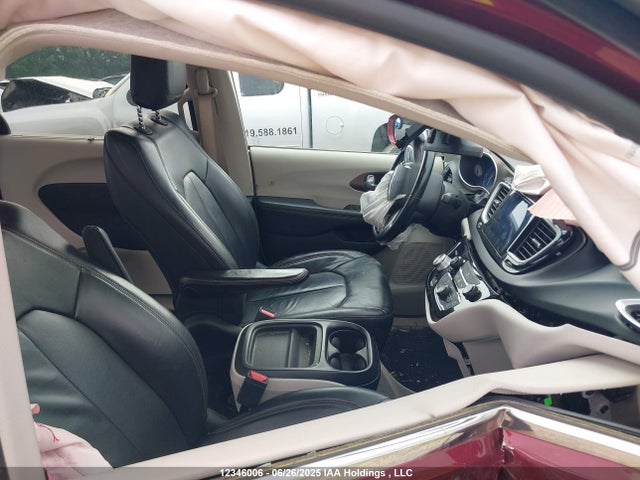 2C4RC1BG2HR561378 Chrysler Pacifica