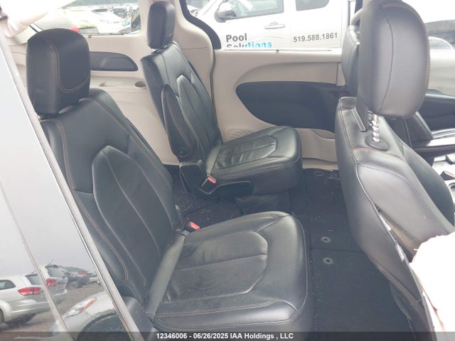 2C4RC1BG2HR561378 Chrysler Pacifica