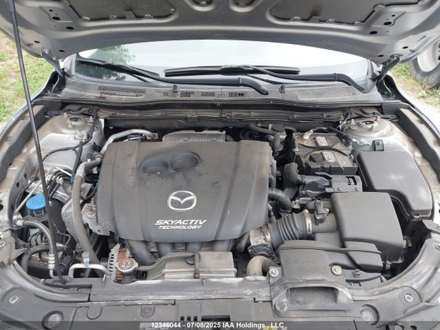 3MZBN1U73JM227931 Mazda pe