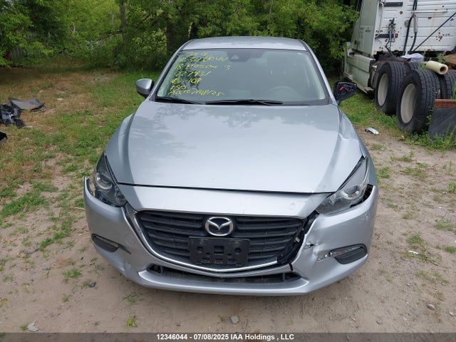 3MZBN1U73JM227931 Mazda pe