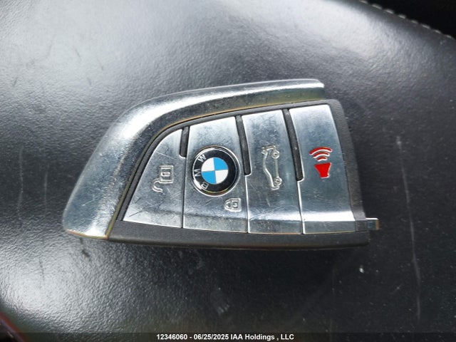 WBA8B7C56HK858289 BMW 2017