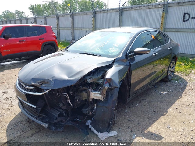 Chrysler 200 2016 1C3CCCCG3GN187184 Image 2
