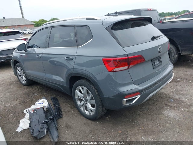 3VVLX7B26NM059205 Volkswagen tsi