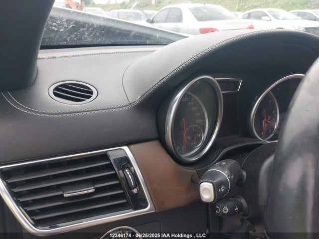 4JGED6EB5JA120892 Mercedes-Benz m276