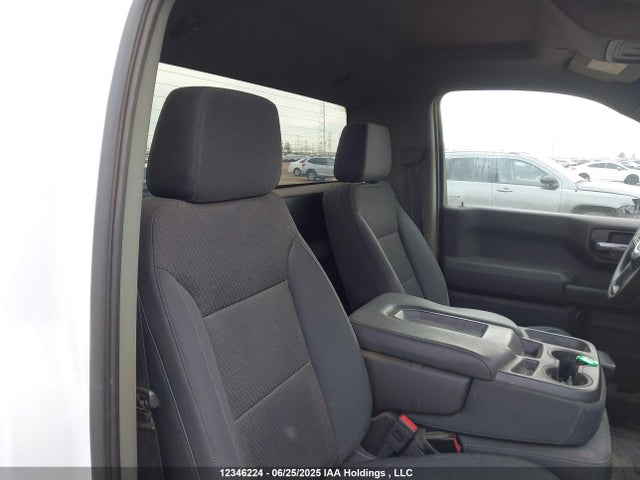3GTN9AEH3KG220117 GMC lv3
