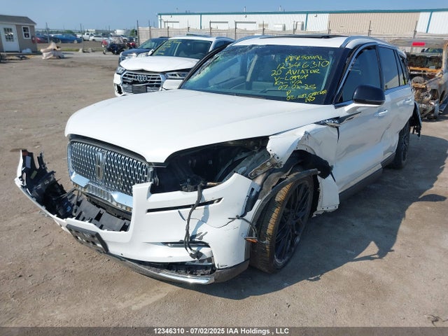 5LM5J7XC5LGL09964 Lincoln Aviator